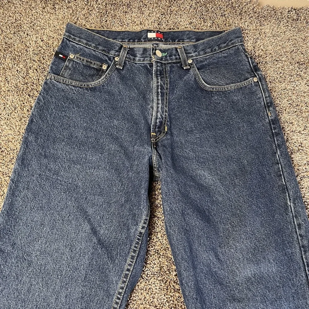 90s Y2K Tommy Hilfiger Men Size 32x32 Denim Jeans Baggy Spellout Embroidered VTG